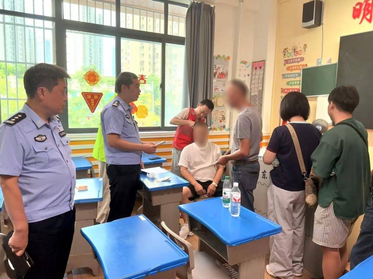 切塞纳vs恩特拉_武汉一学校的18人进行毛发检测：他们是校车驾驶员切塞纳vs恩特拉，毛发毒品检测结果均为阴性