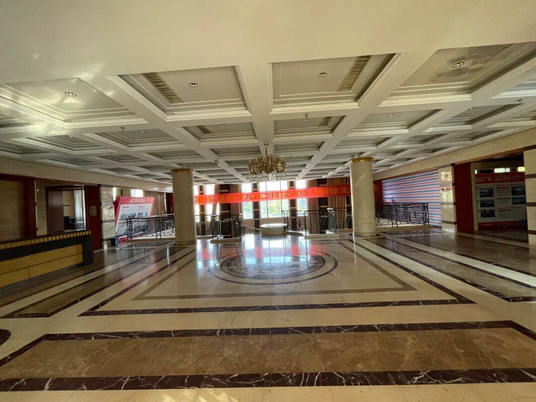 皇冠会员如何申请
_3256平米别墅288万起拍皇冠会员如何申请
，单价不到900元，内景配置曝光，目前0人报名；拍卖商回应：在开发商名下，想通过拍卖吸引更多人参与