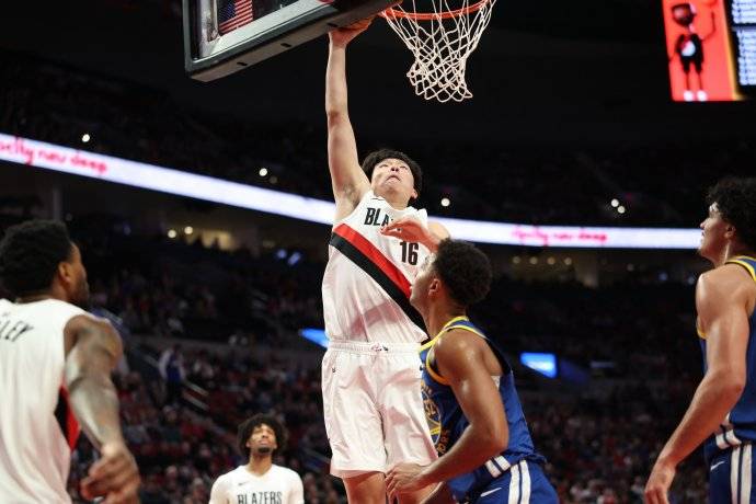 皇冠信用网登2代理
_斯帅：暂时不会考虑增加杨瀚森场上时间 皇冠信用网登2代理
他还没适应NBA节奏