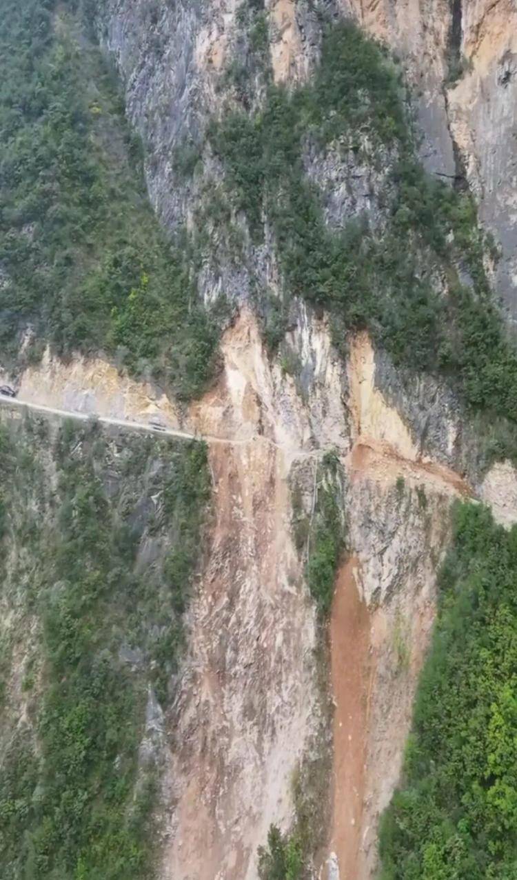 利斯菲体育会PE vS 尤文都德RS
_重庆网红“挂壁公路”垮塌利斯菲体育会PE vS 尤文都德RS
，附近村民外出绕行已半月盼修复，当地：已完成排危，正在修