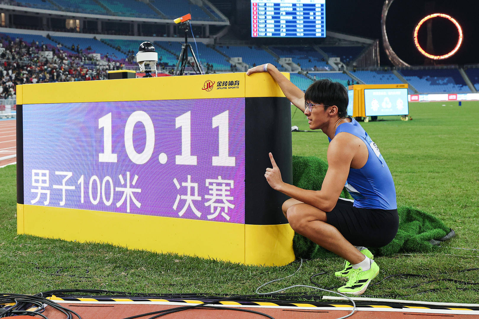 皇冠信用網平台
_李泽洋夺全运会男子百米冠军：请苏炳添等前辈放心皇冠信用網平台
，中国短跑的大旗由我们来扛