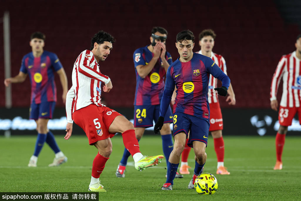 波多黎各 vs 牙买加_西甲-拉菲尼亚破门奥尔莫建功 莱万丢点巴萨3-1逆转马竞