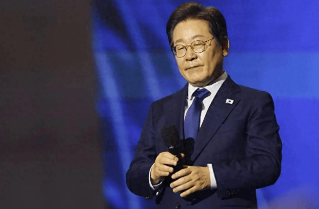 欧洲附加赛B组
_李在明终于明白欧洲附加赛B组
,曾经劝和中日的建议,在中方眼中是多么可笑!