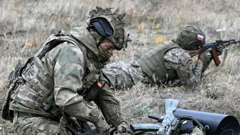 皇冠信用网足球代理_乌克兰捅的窟窿实在太大了皇冠信用网足球代理，俄连炸两周，还有导弹顶在北约脑门上