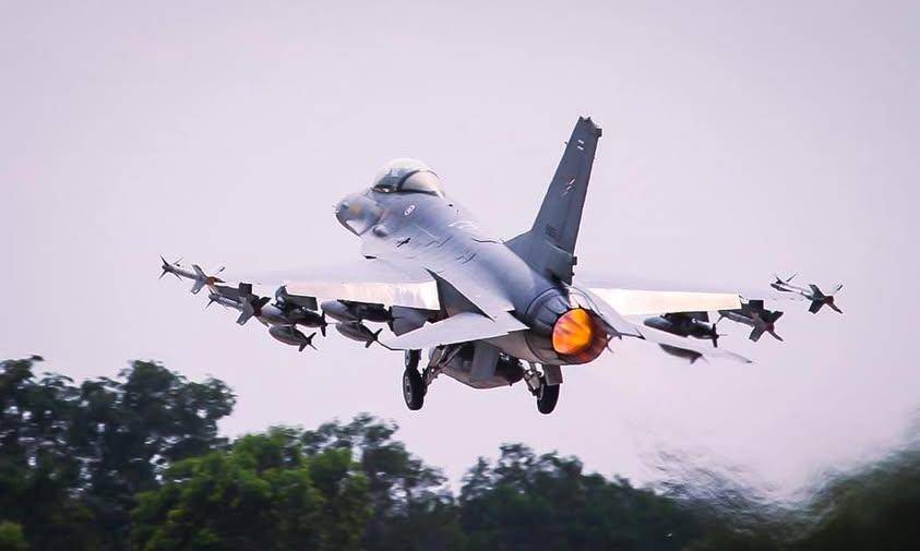 皇冠信用网会员开户申请_斩首!泰国F-16越境百公里皇冠信用网会员开户申请,韩国金鹰战机闯下大祸,炸柬埔寨小学